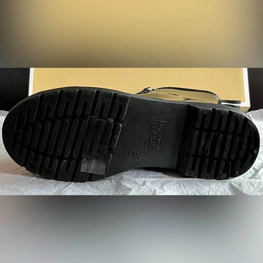 NIB NWT MICHAEL Michael Kors Tavie Combat Rain Boot Water Resistant Size 9 - Picture 9 of 14